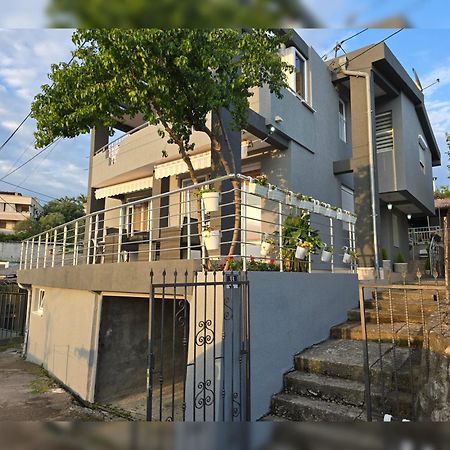 Family Apartment-Dilorena Бар Экстерьер фото