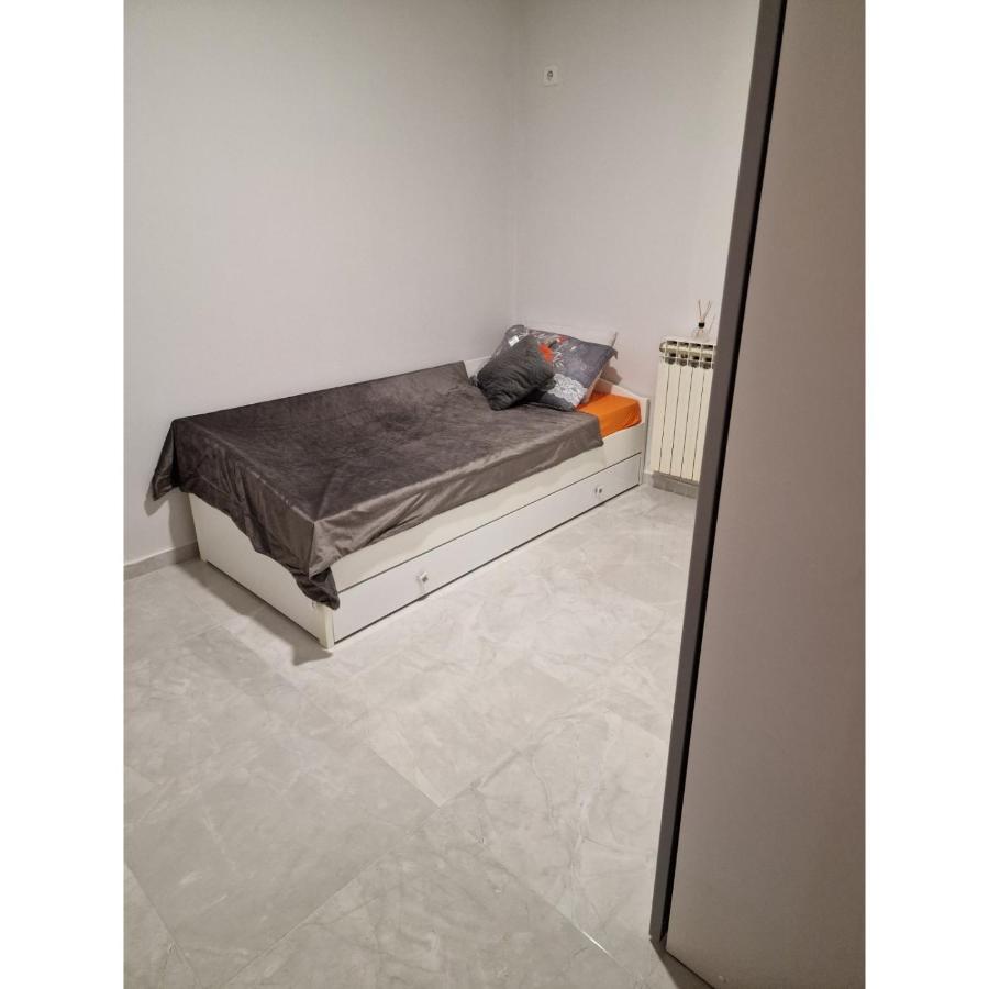 Family Apartment-Dilorena Бар Экстерьер фото