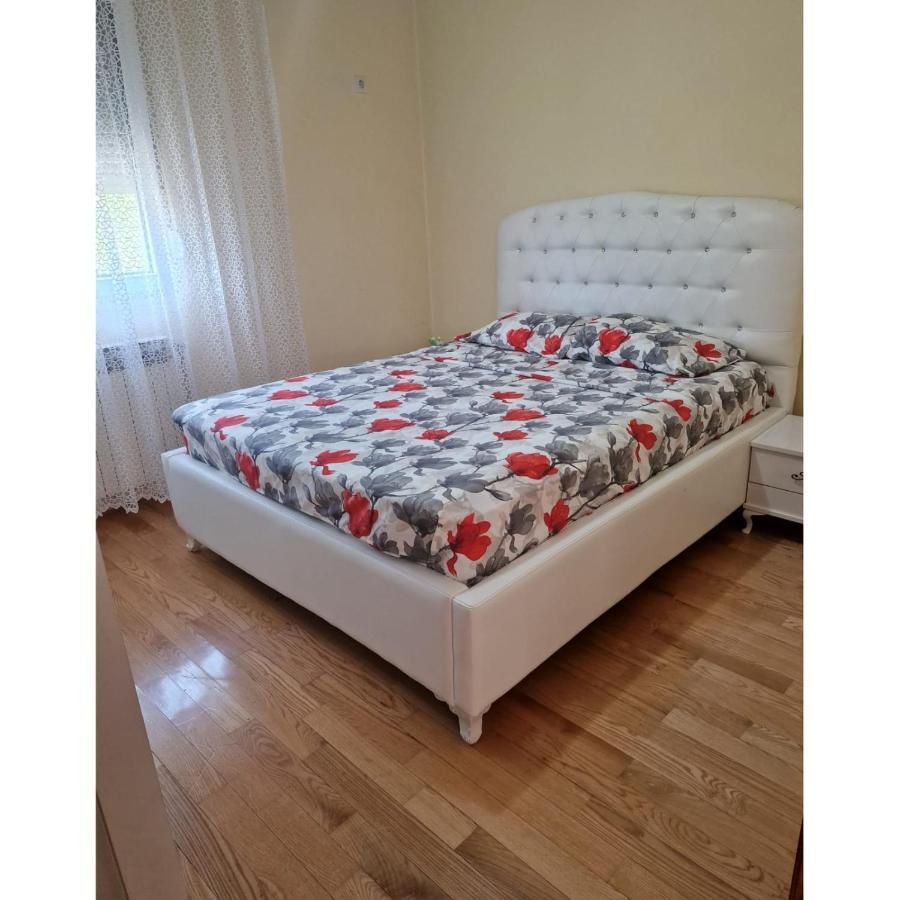 Family Apartment-Dilorena Бар Экстерьер фото
