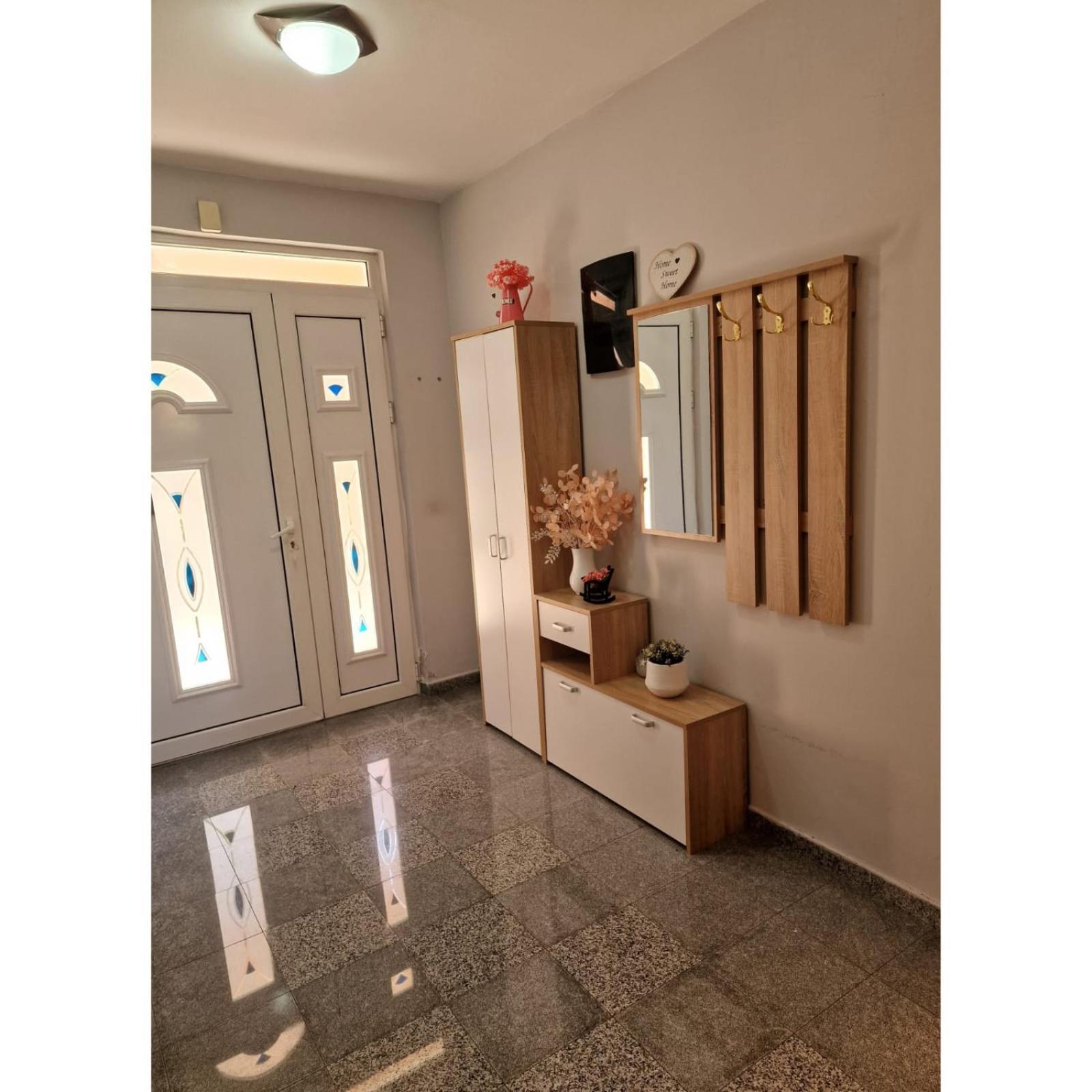 Family Apartment-Dilorena Бар Экстерьер фото