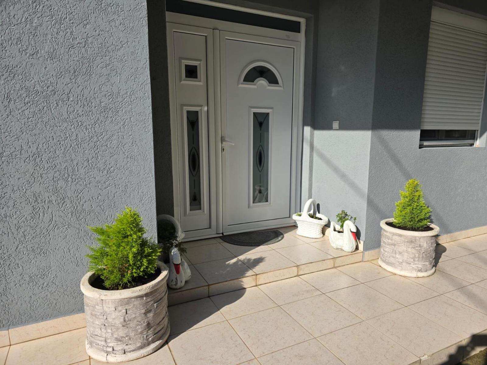 Family Apartment-Dilorena Бар Экстерьер фото
